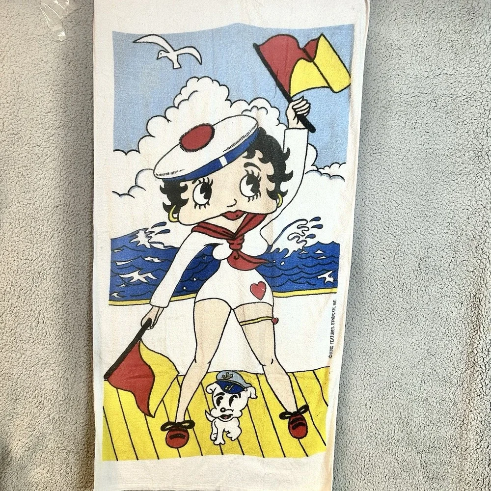 Vintage 80s Betty Boop Beach Towel king features syndicate artwork